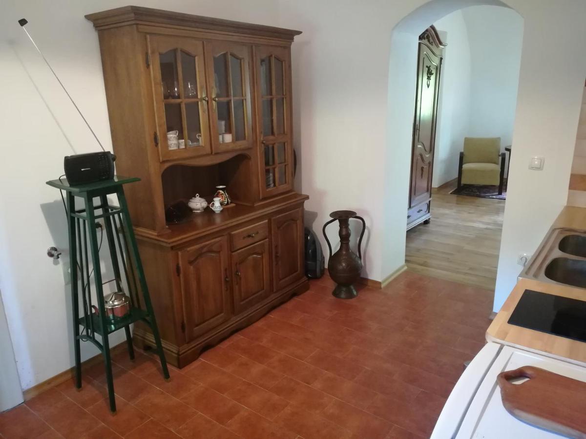 Apartma 5 Apartment